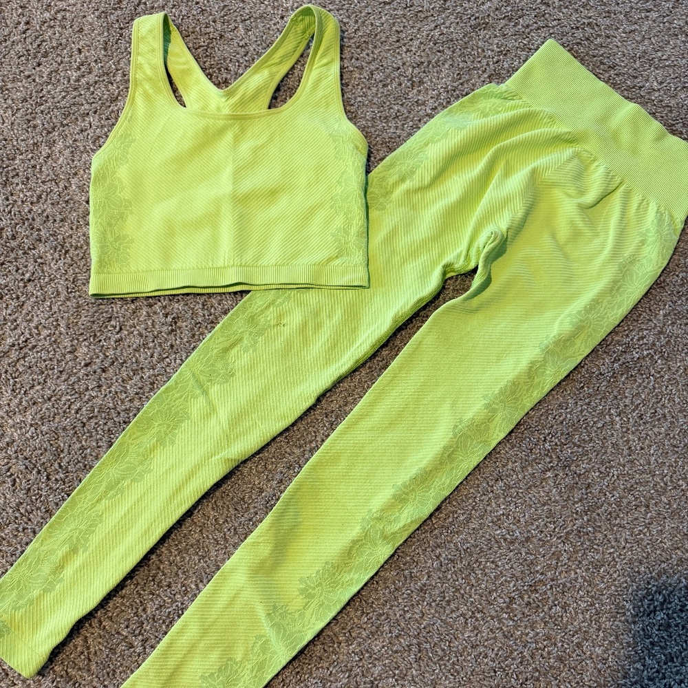 Yoga-“licious” tank and leggings for kids